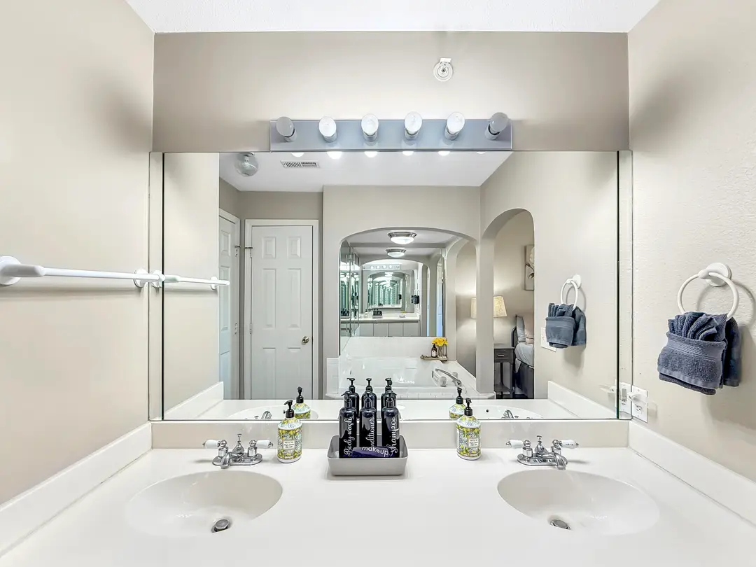 815 Holiday Ridge 1-9 — photo 9