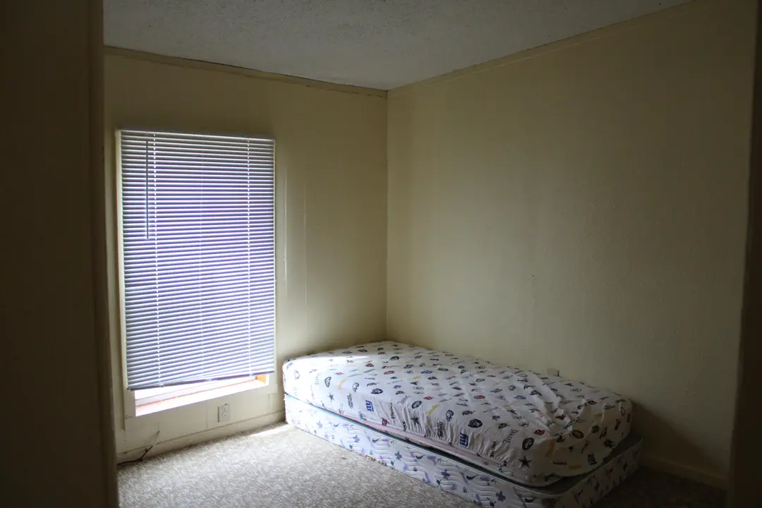 266 W Highland Street — photo 11