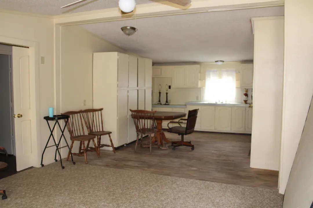 266 W Highland Street — photo 5