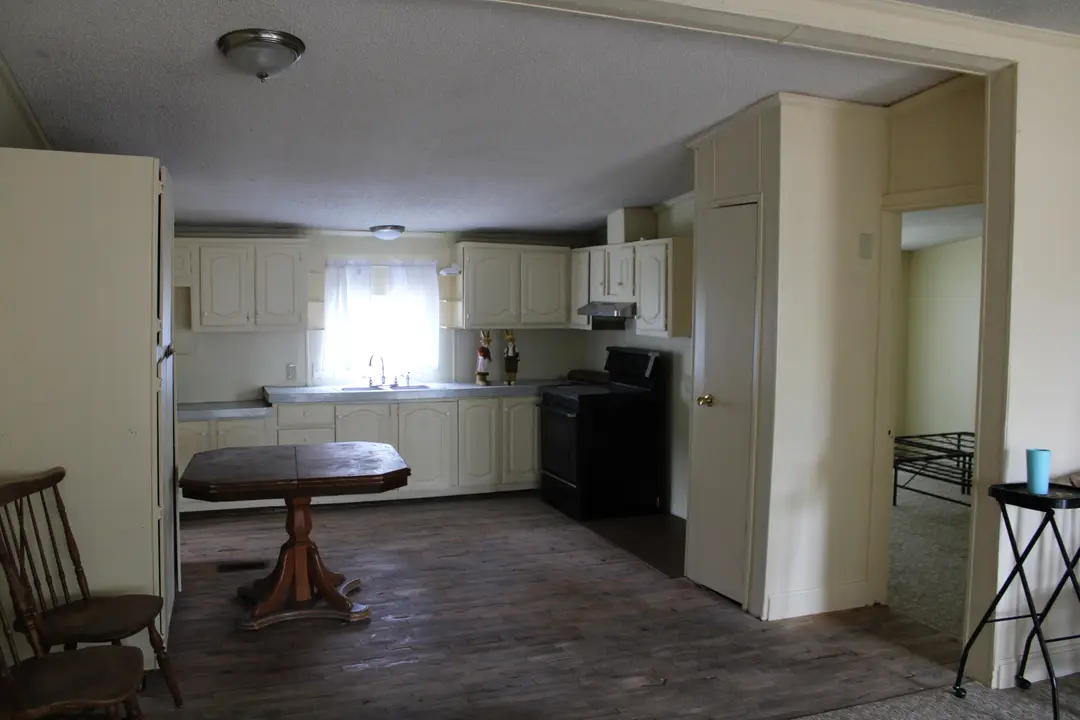 266 W Highland Street — photo 7