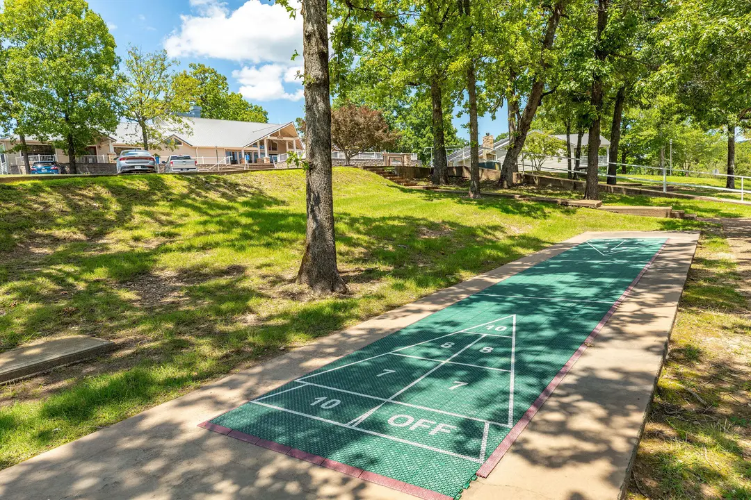 160 W Rockford Drive — photo 38