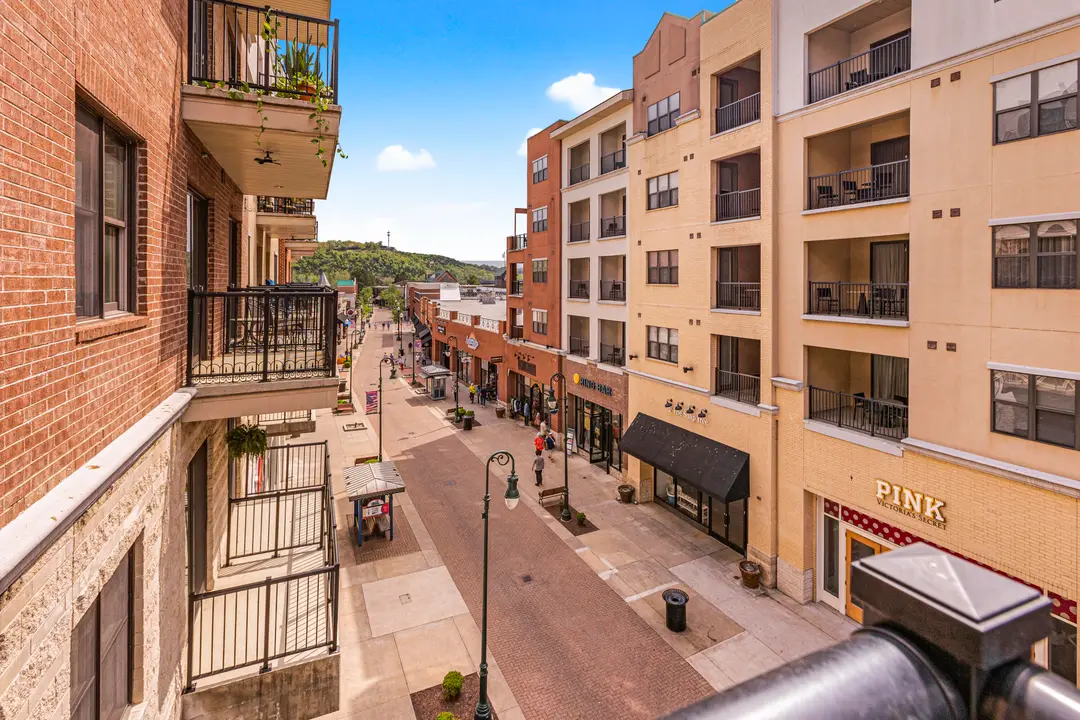 10310 Branson Landing Boulevard — photo 26