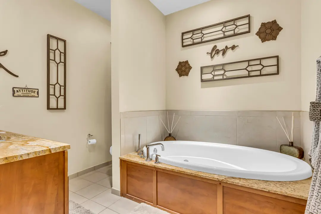 10310 Branson Landing Boulevard — photo 27