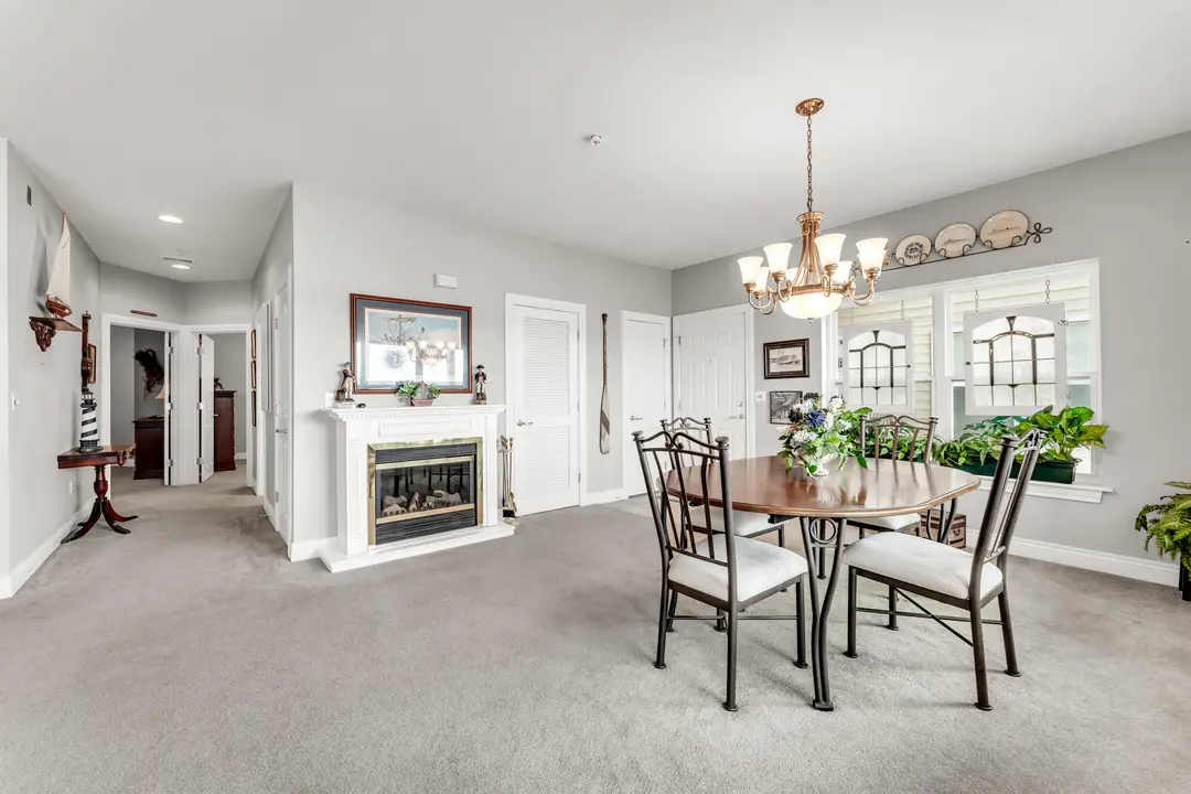 730 Emerald Pointe Drive — photo 11