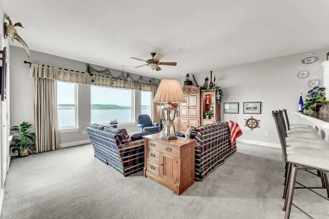 730 Emerald Pointe Drive — photo 12