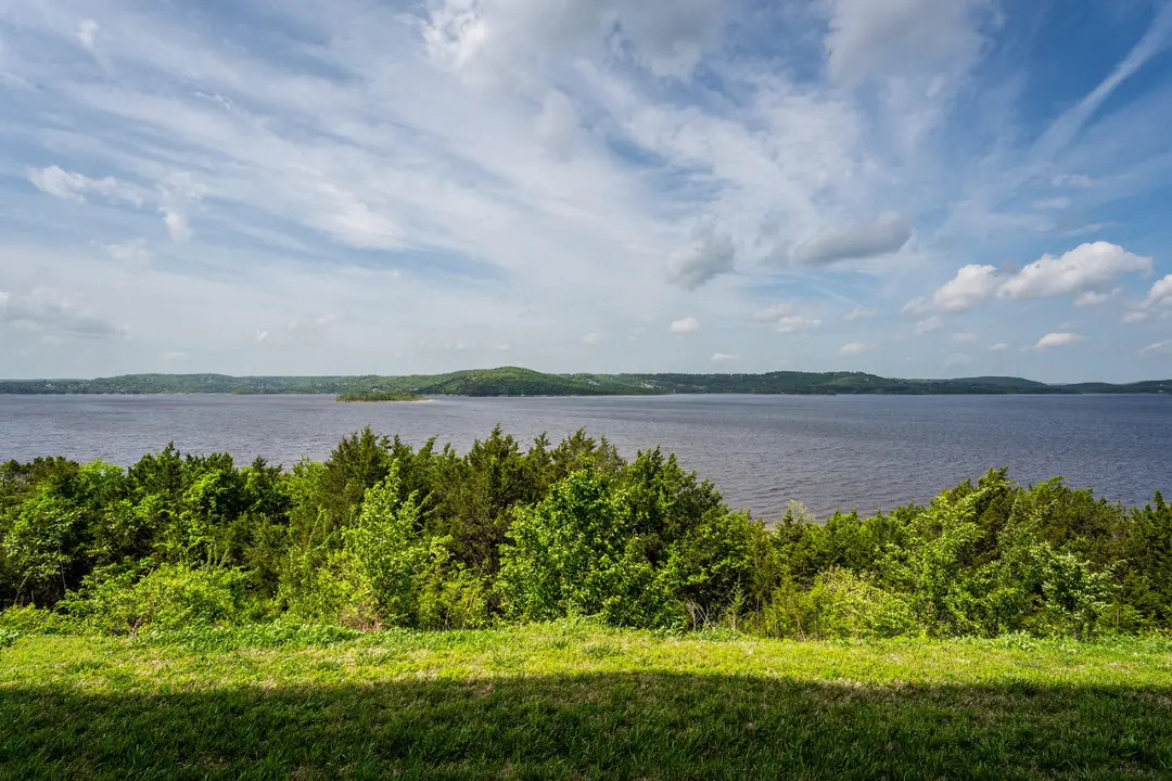 730 Emerald Pointe Drive — photo 5