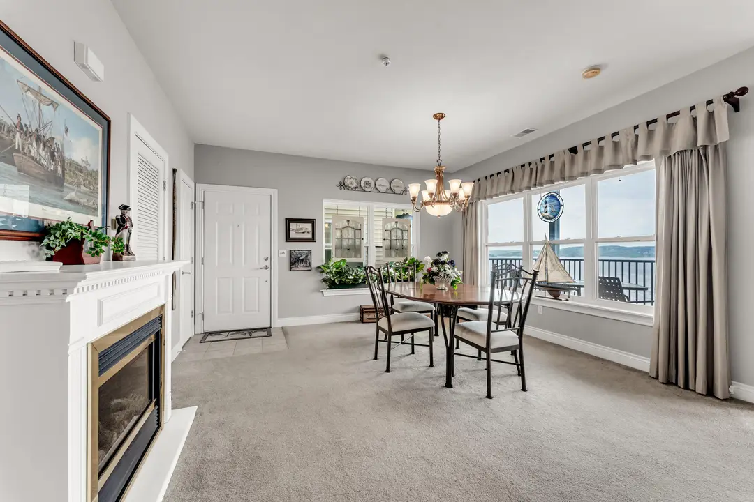 730 Emerald Pointe Drive — photo 10