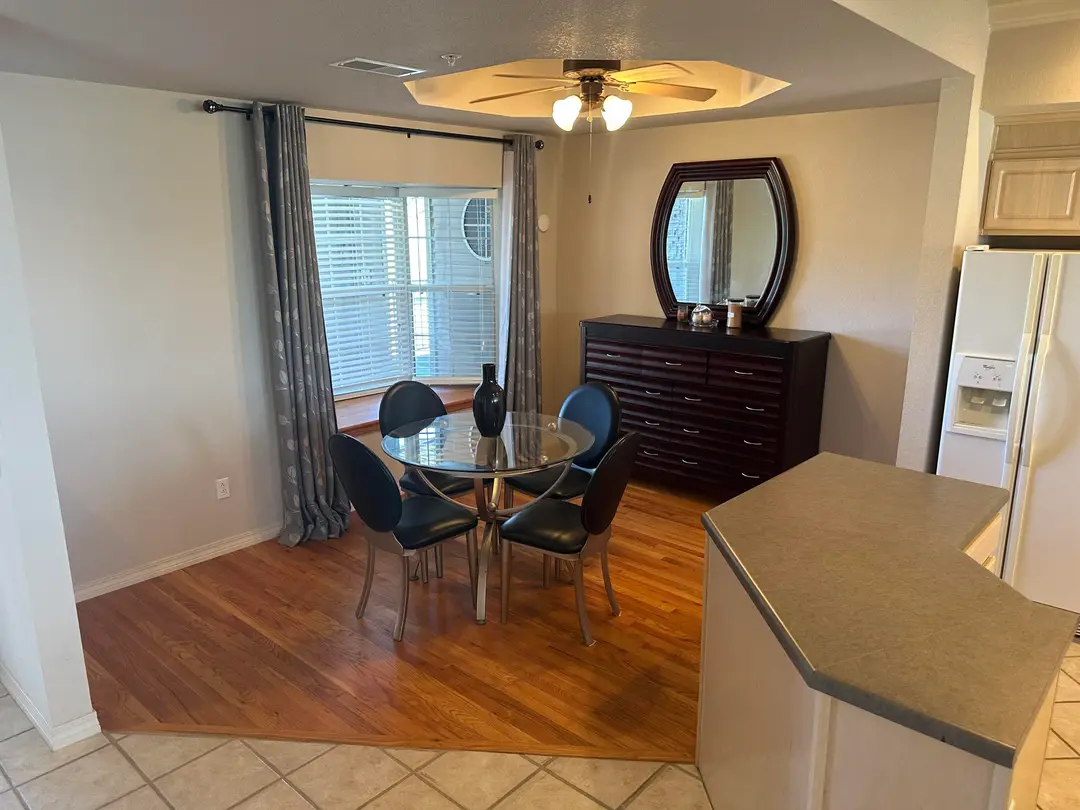 680 Emerald Pointe Drive — photo 5