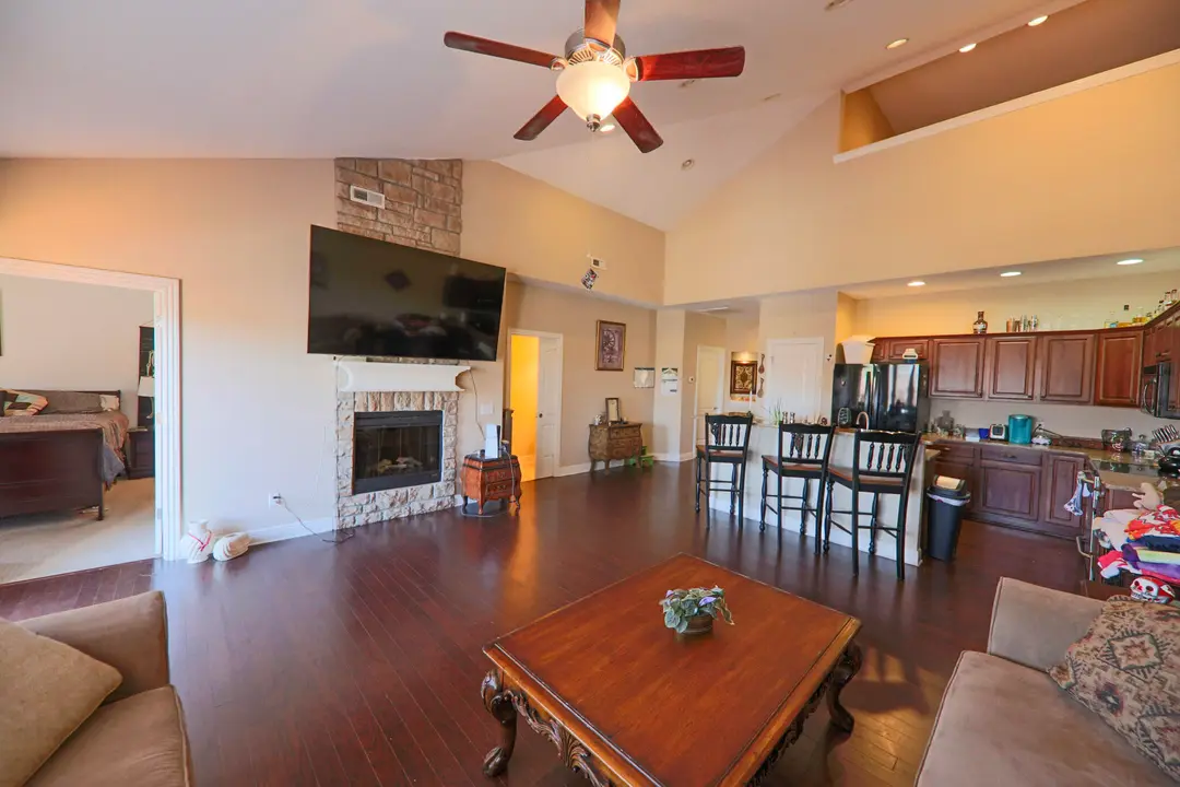 134 Monte Cristo Drive — photo 5