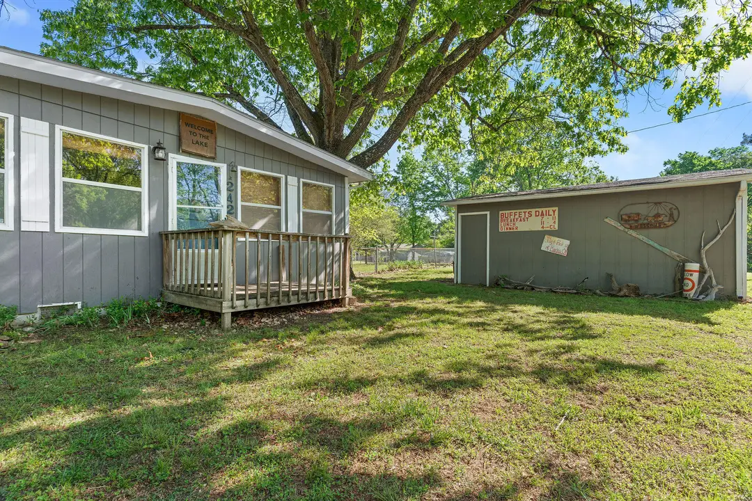 242 Gregory Road — photo 11
