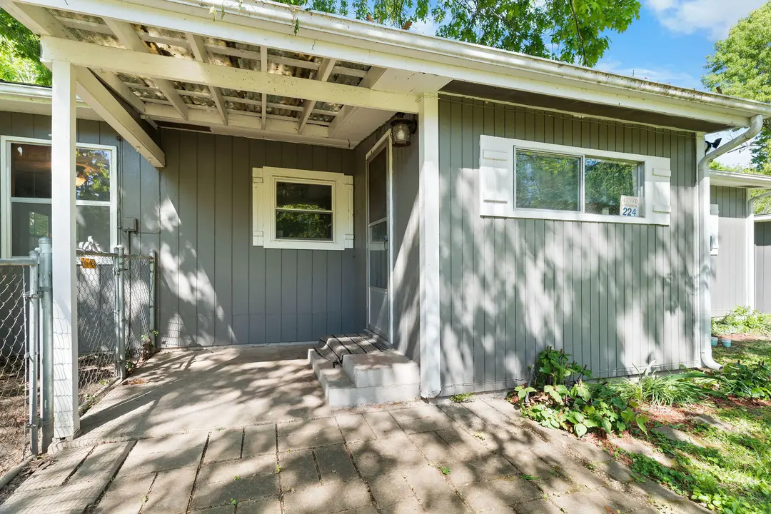 242 Gregory Road — photo 27