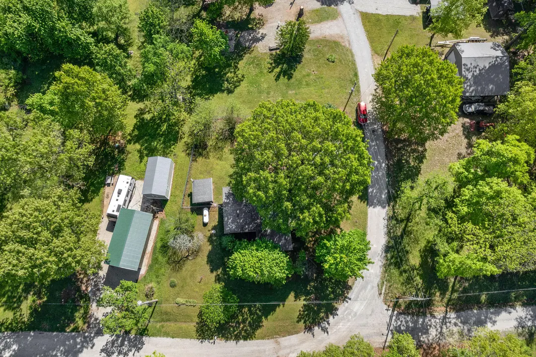 242 Gregory Road — photo 4
