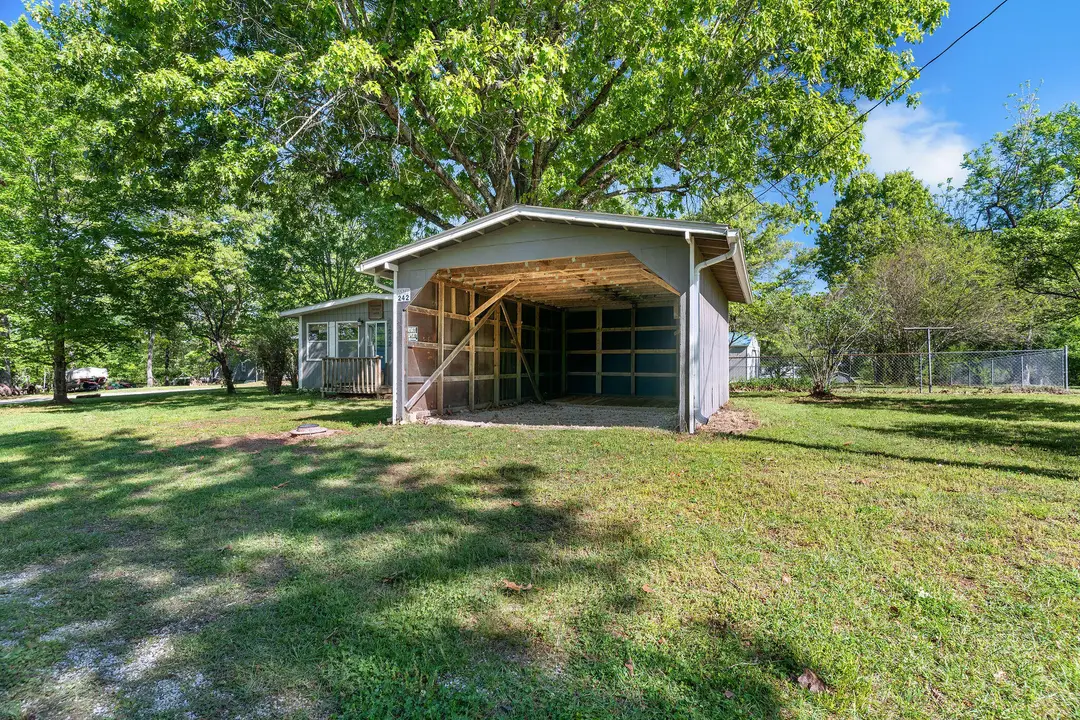 242 Gregory Road — photo 9