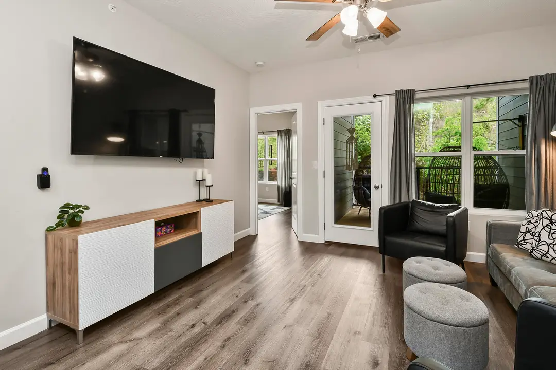 3003 N Vineyards Terrace — photo 6