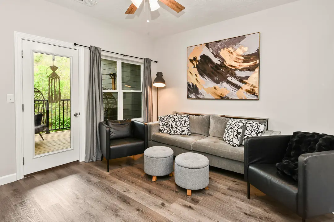 3003 N Vineyards Terrace — photo 7