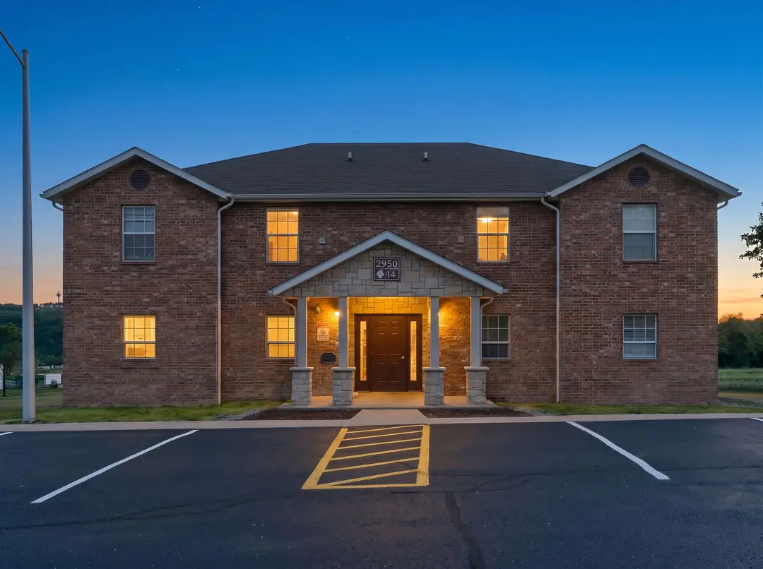 2950 Vineyards Parkway — photo 40