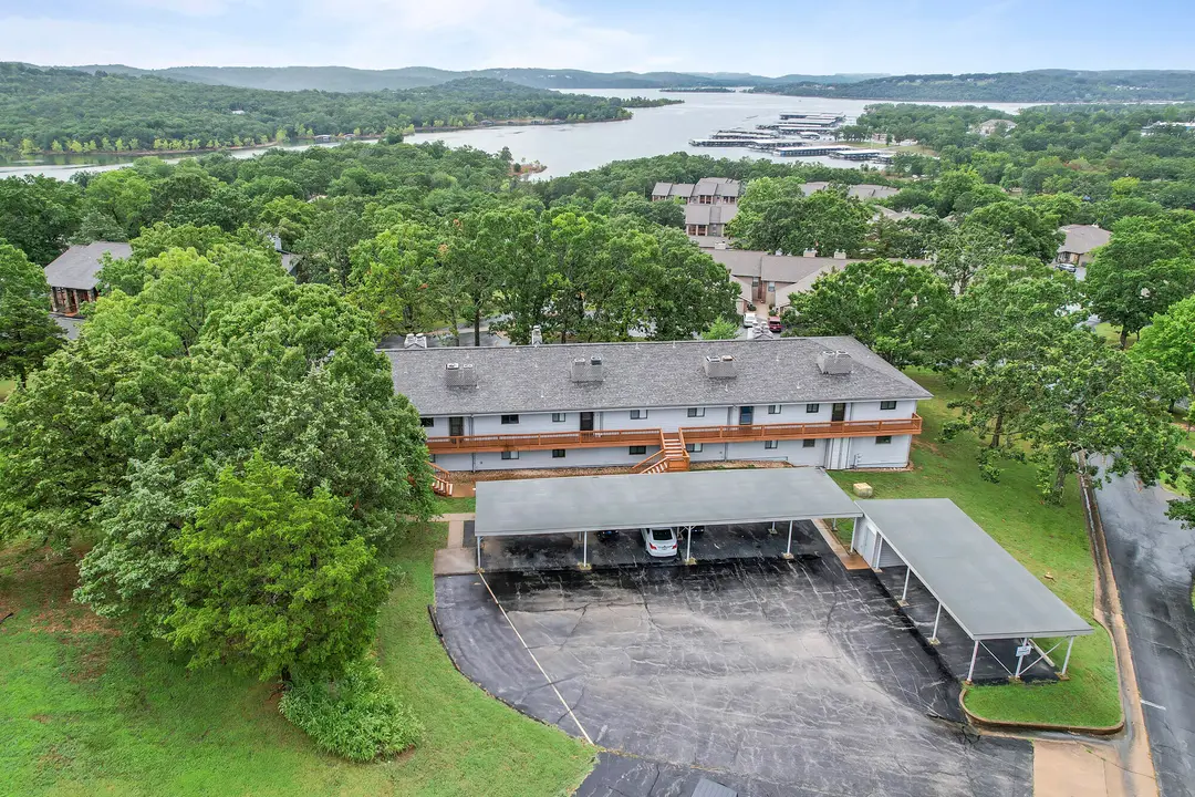 145 Starboard Drive — photo 2