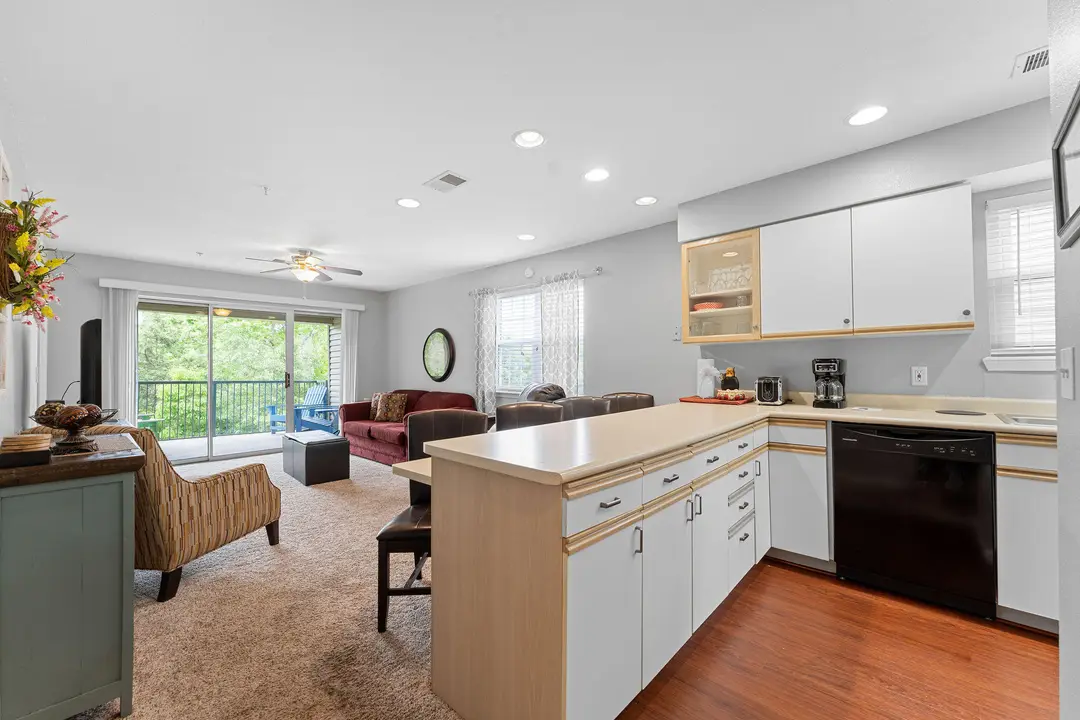 505 Valley View — photo 4