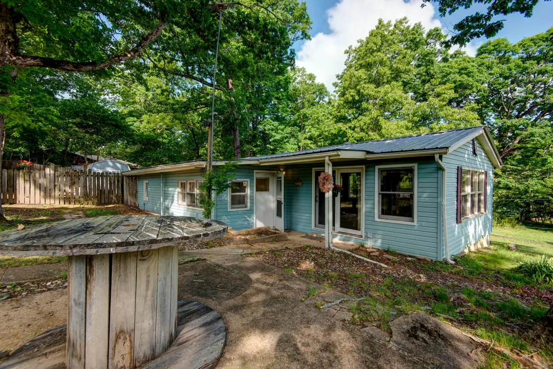 179 Dallas Road — photo 8