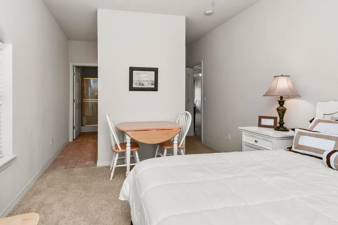 680 Emerald Pointe Drive — photo 7