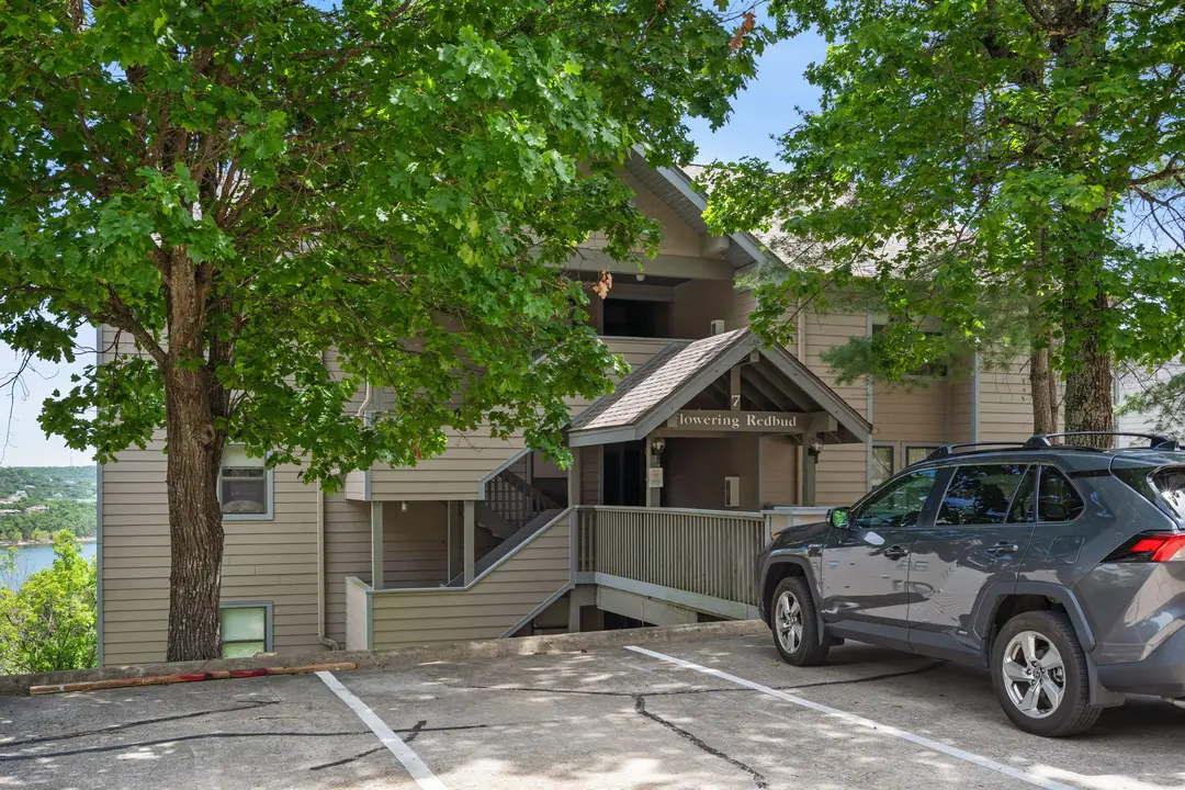 7 Treehouse Lane — photo 3