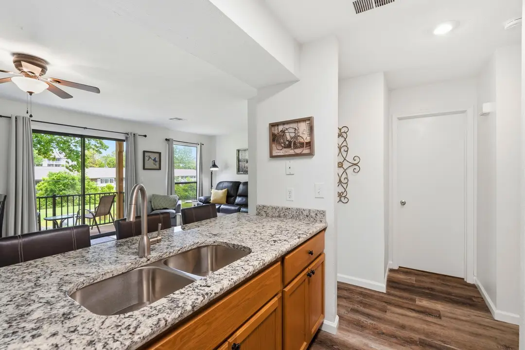 180 Lake Club Drive — photo 8