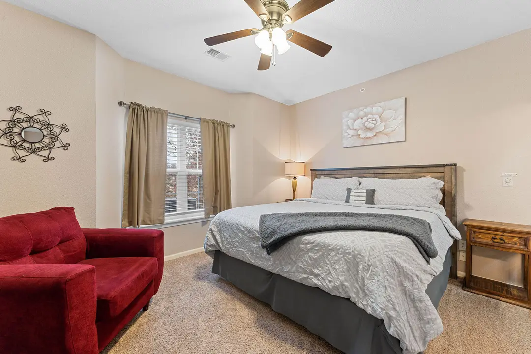 813 Holiday Ridge — photo 13
