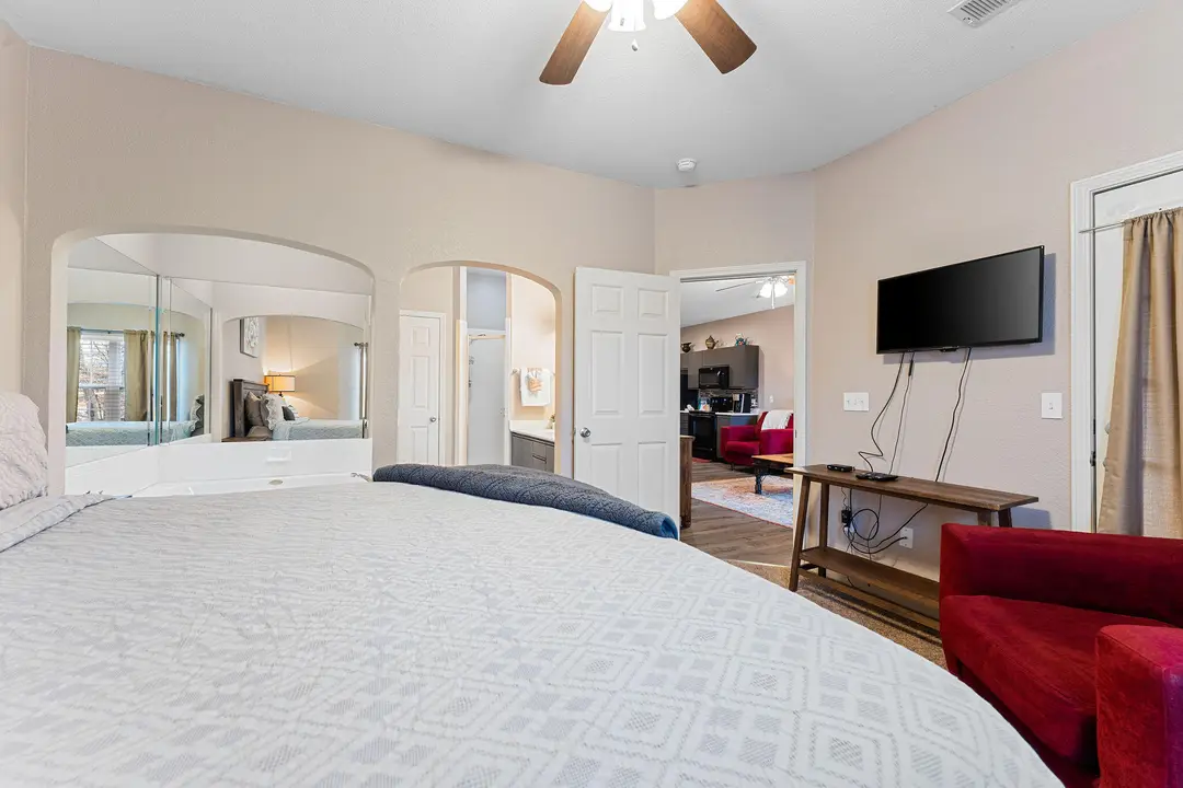 813 Holiday Ridge — photo 14