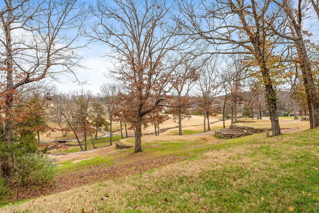 813 Holiday Ridge — photo 19