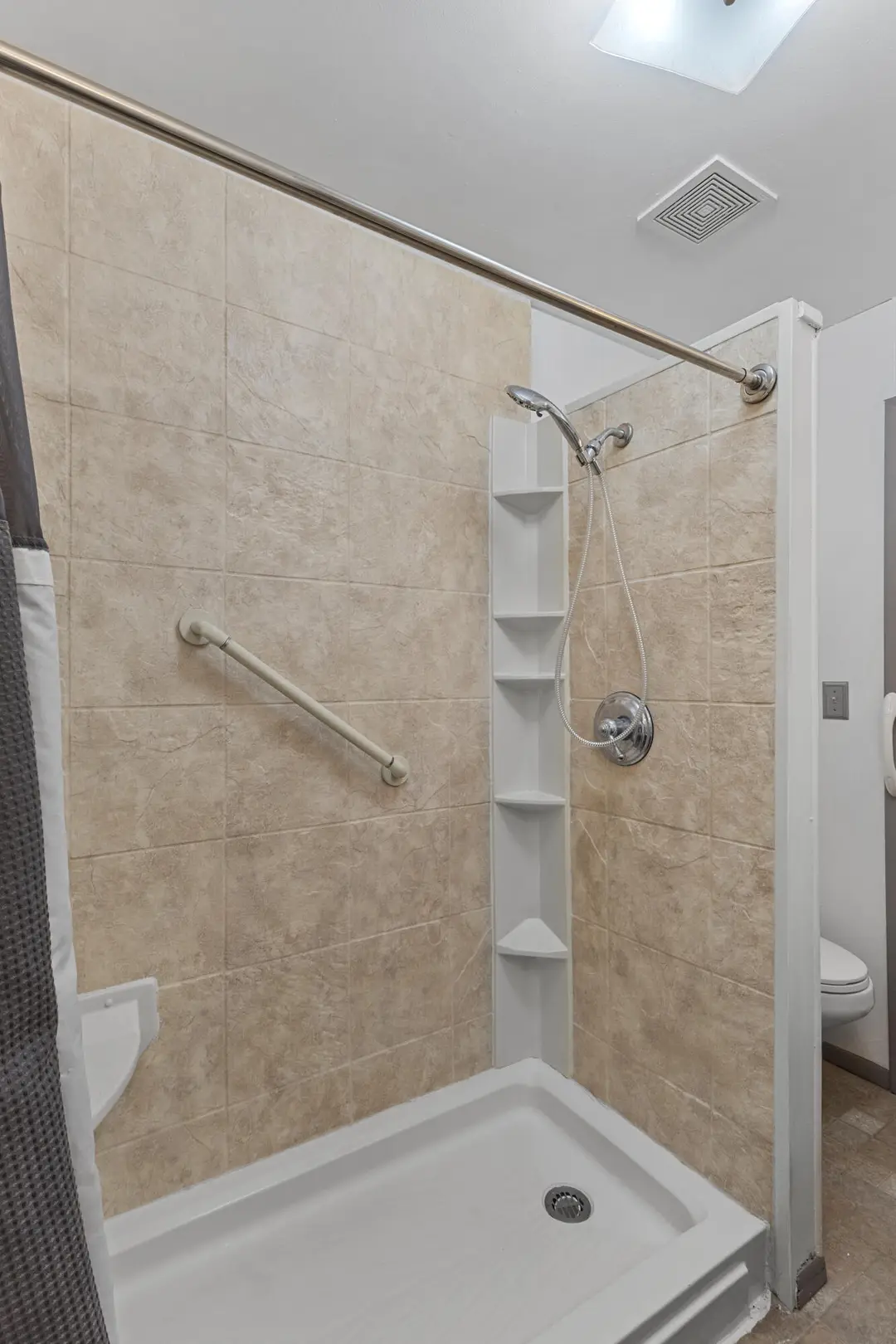 218 N 4th Street — photo 20