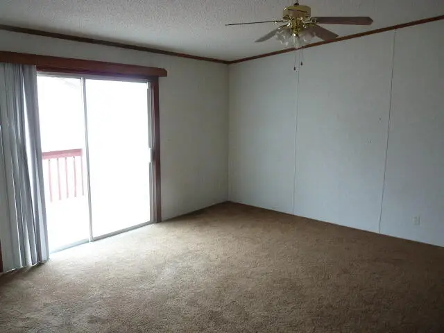 1006 Deerfield Road — photo 9