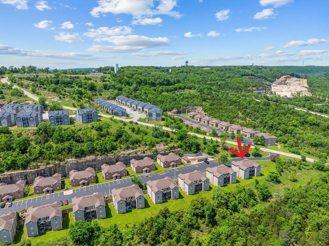 2901 Vineyards Parkway — photo 31