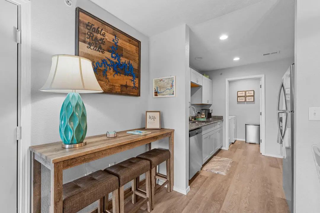 2901 Vineyards Parkway — photo 8