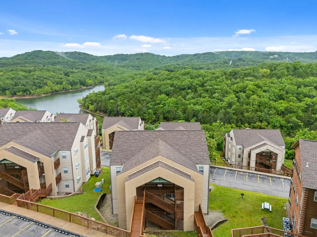 30 Blue Bird Way