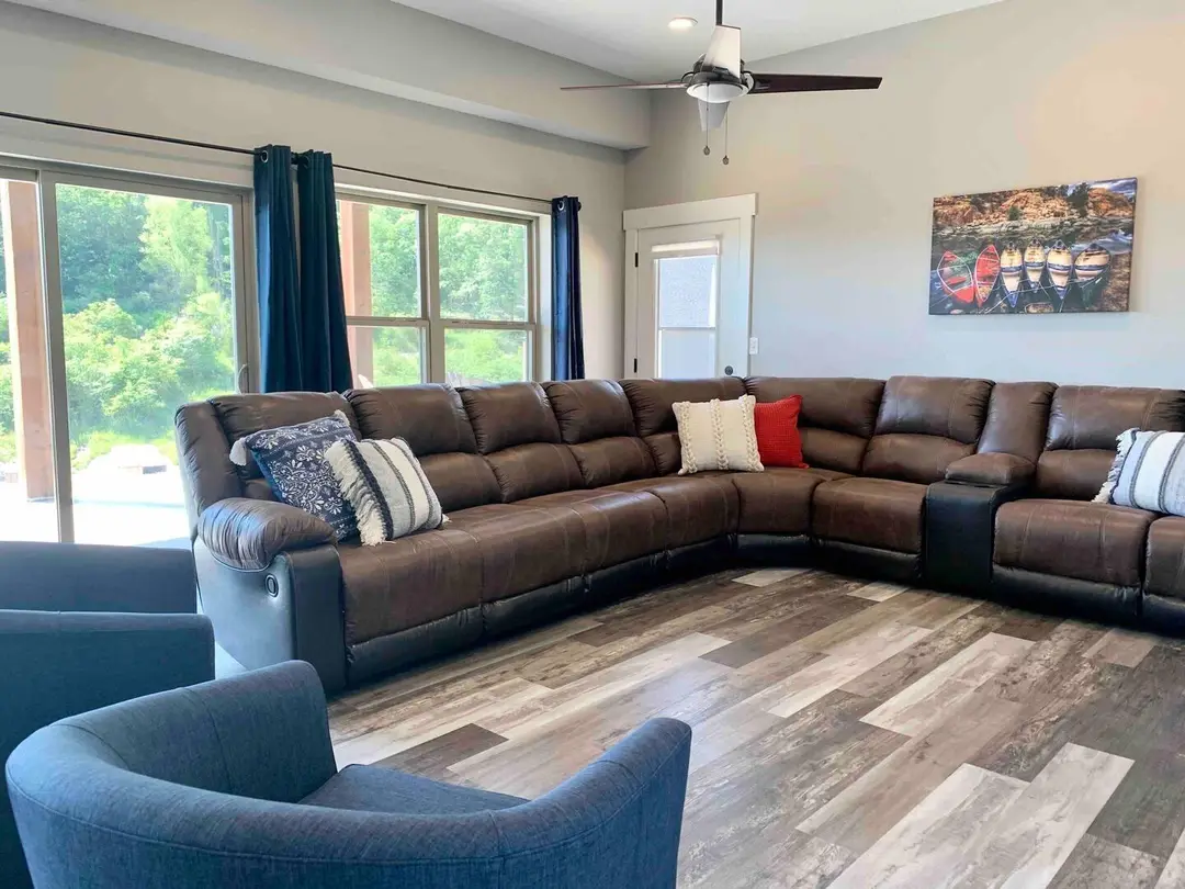 185 Lakefront Drive — photo 12