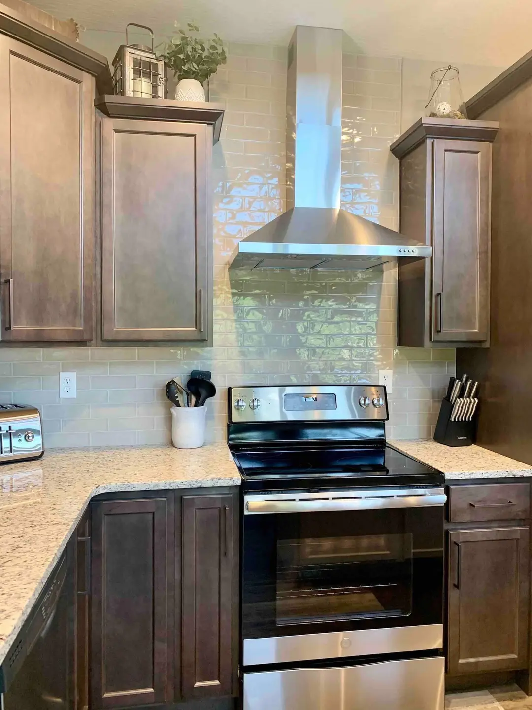 185 Lakefront Drive — photo 15