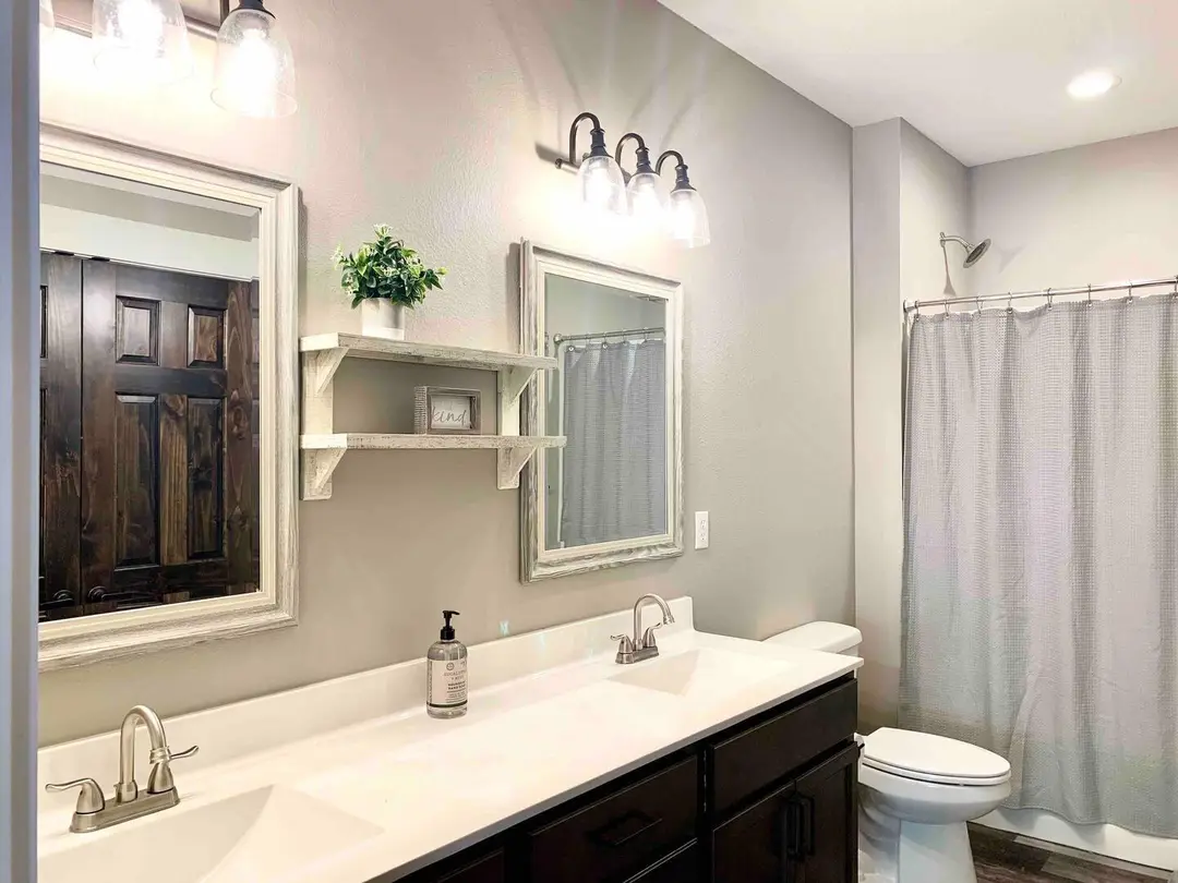 185 Lakefront Drive — photo 37