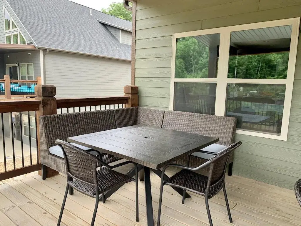 185 Lakefront Drive — photo 38