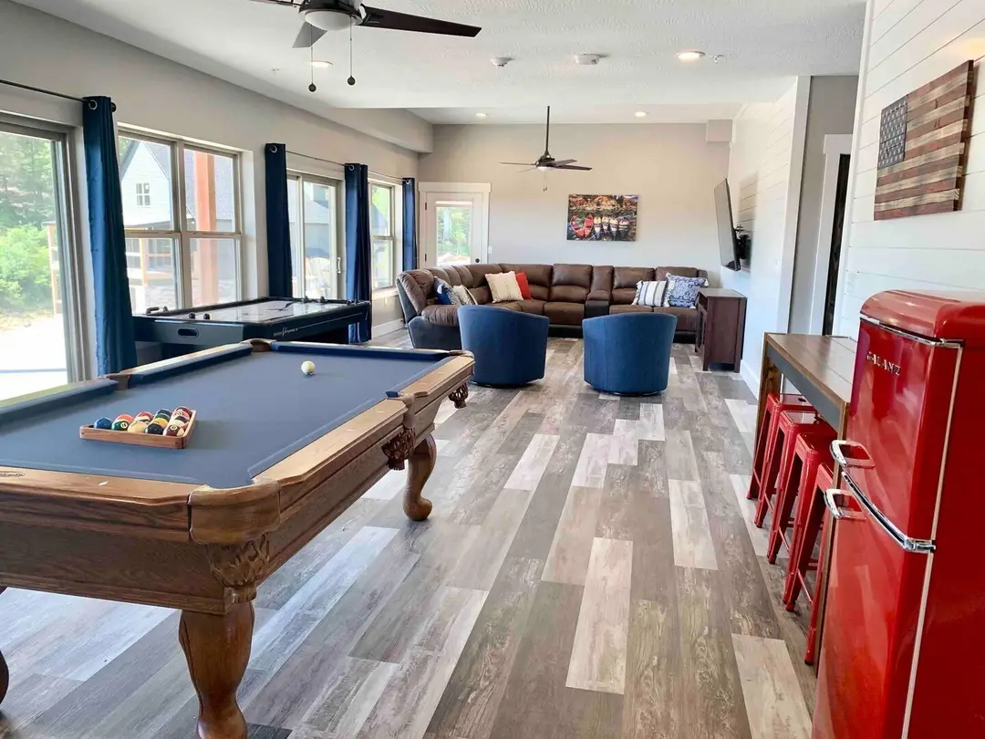 185 Lakefront Drive — photo 10