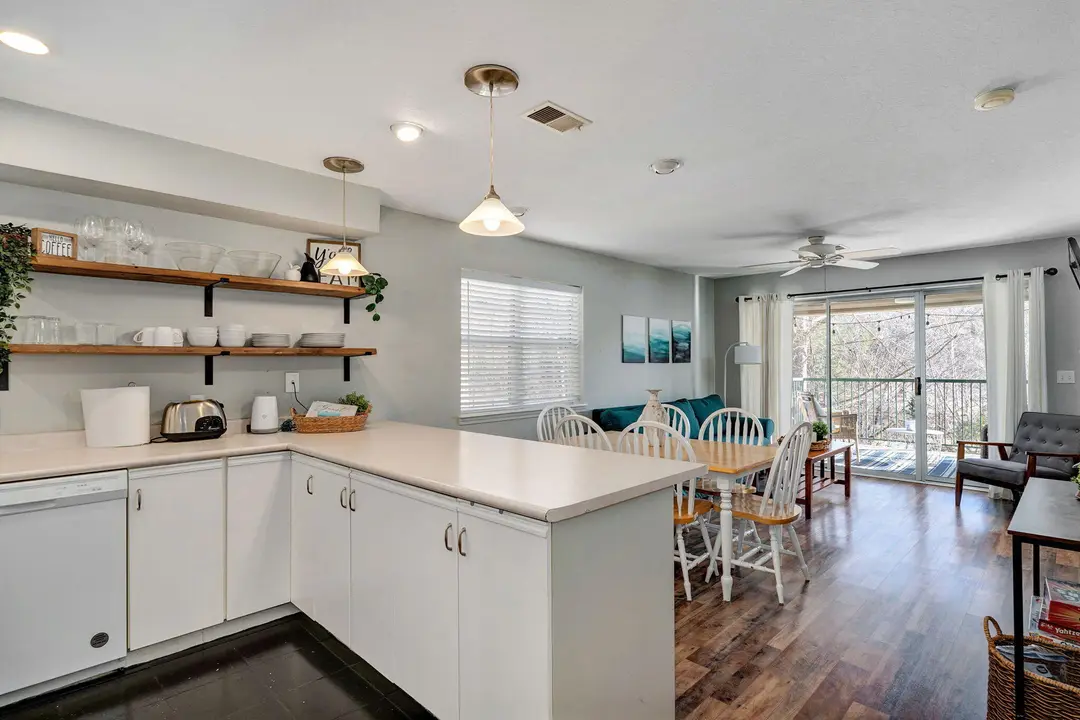 595 Timbercreek Road — photo 4