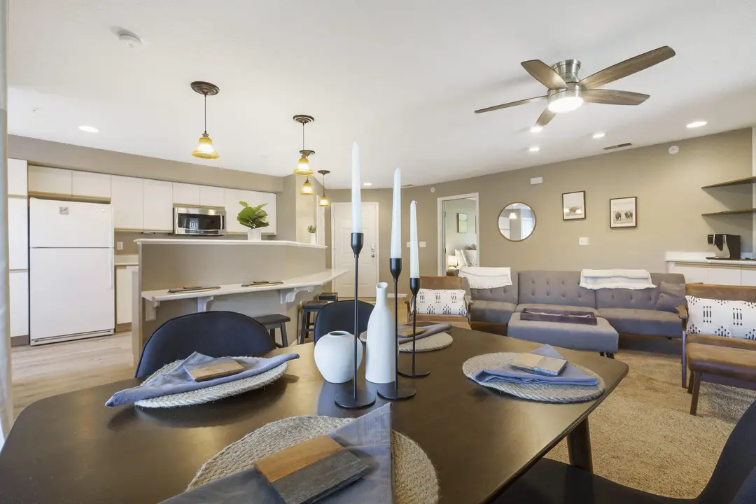 801 Rocky Shores Terrace — photo 3