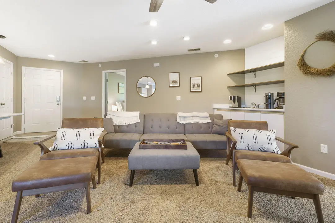 801 Rocky Shores Terrace — photo 9