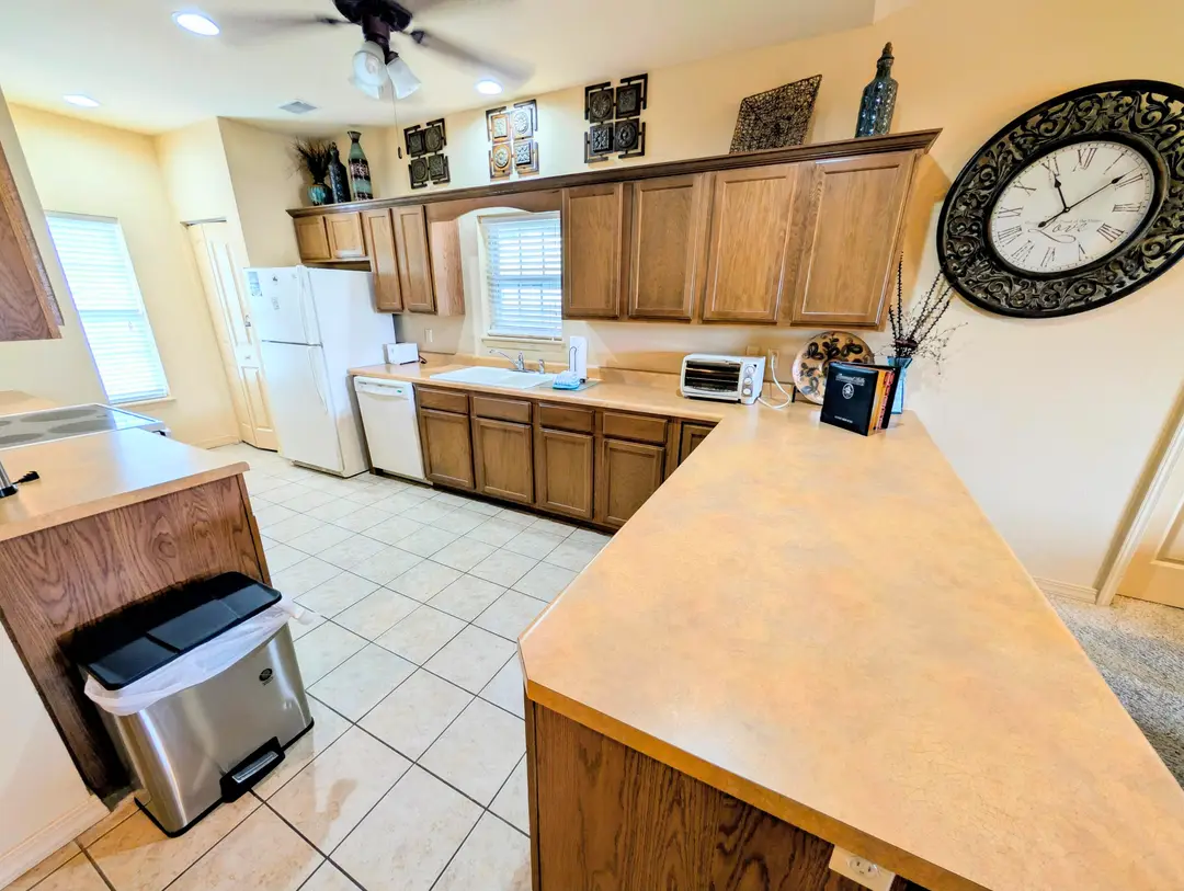 330 S Wildwood Drive — photo 9