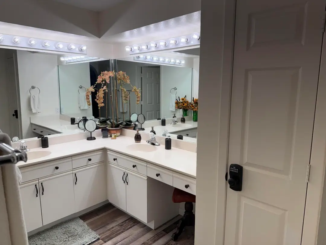 150 W Rockford Drive — photo 14