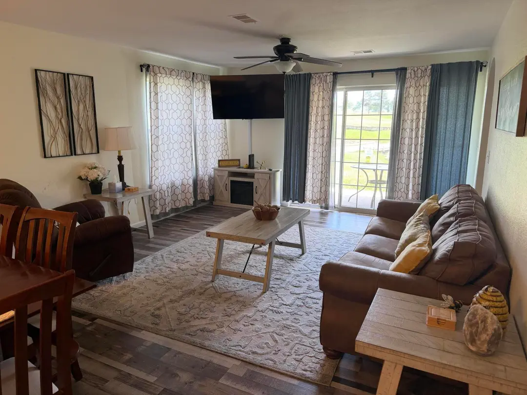 150 W Rockford Drive — photo 16
