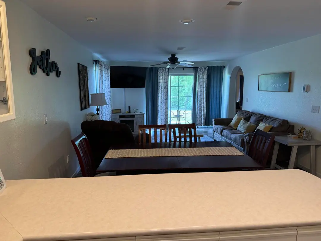 150 W Rockford Drive — photo 17