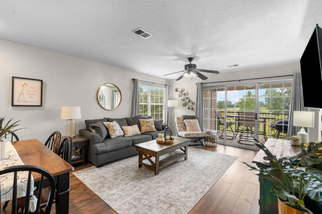110 W Rockford Drive — photo 12