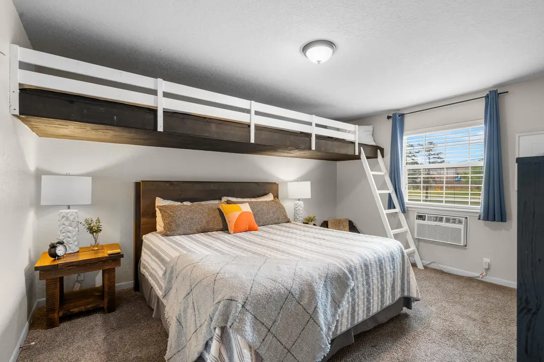 110 W Rockford Drive — photo 19