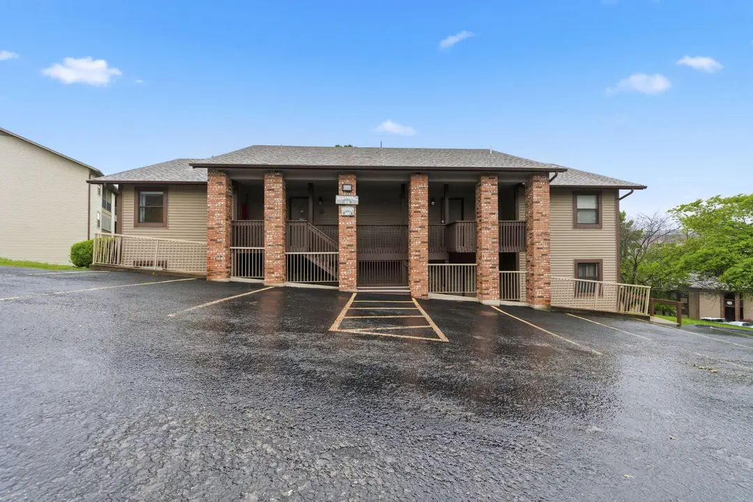 169 Troon Drive — photo 1