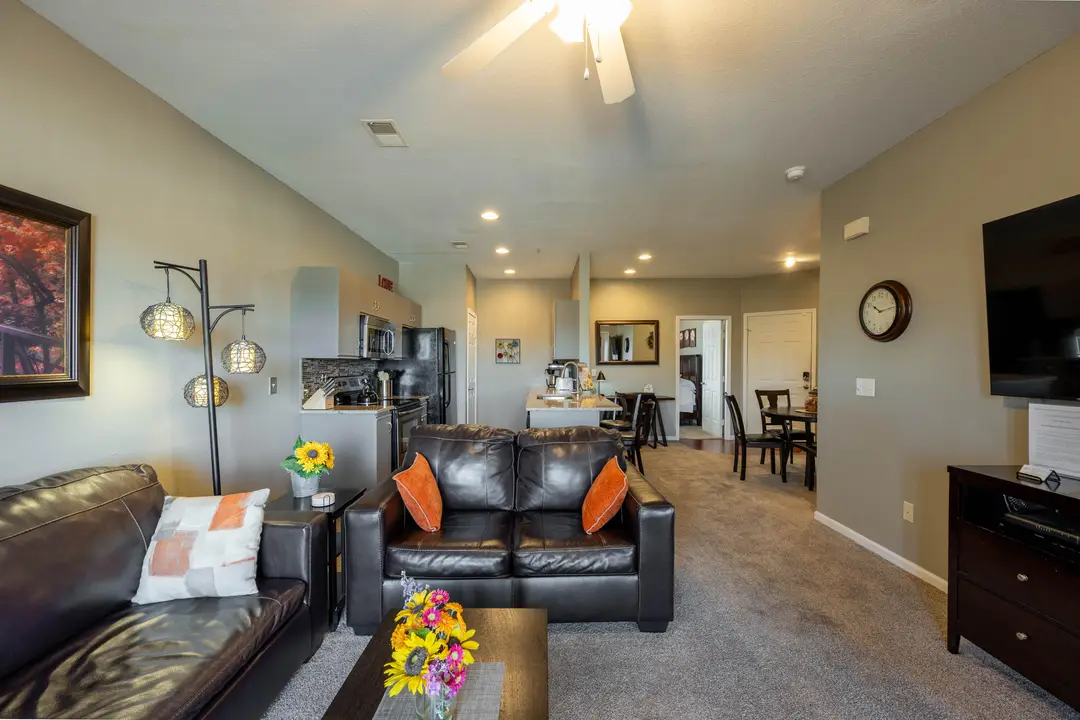 835 Fairview Street — photo 13